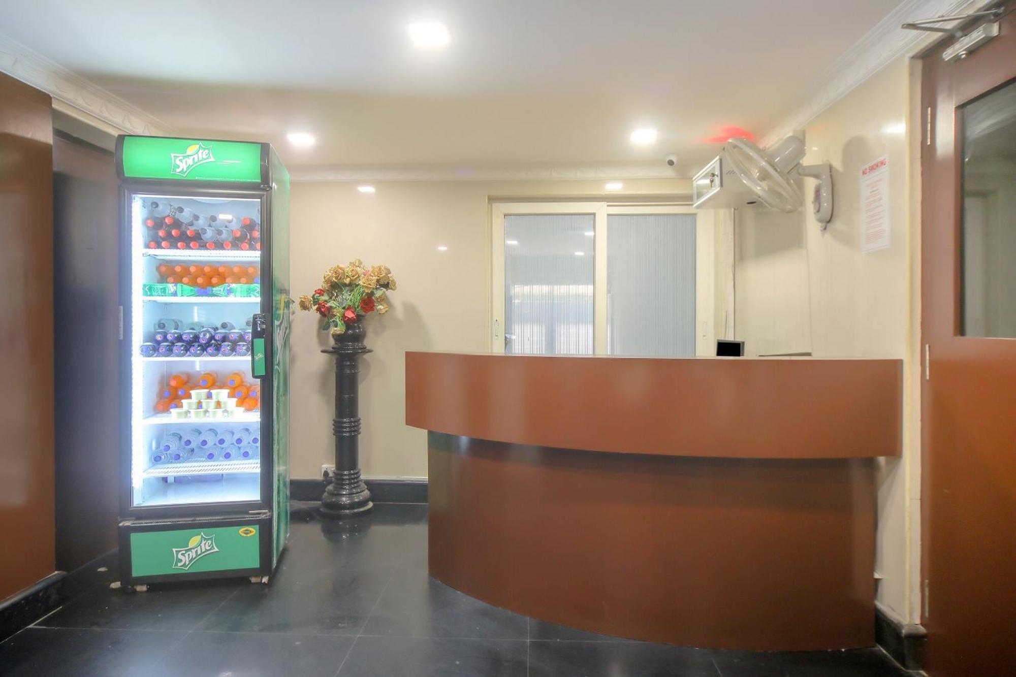 Super Hotel O Pride Hospitality Nungambakkam Ченнаї Екстер'єр фото