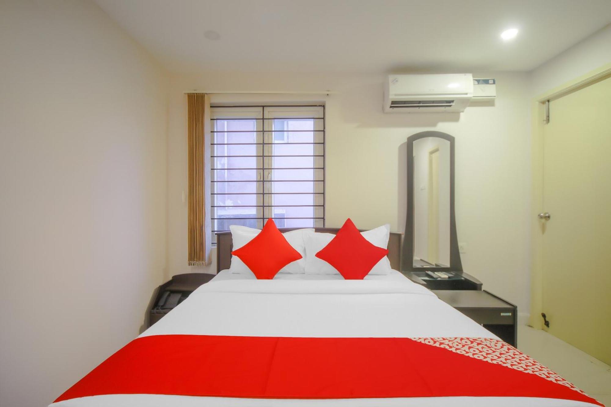 Super Hotel O Pride Hospitality Nungambakkam Ченнаї Екстер'єр фото