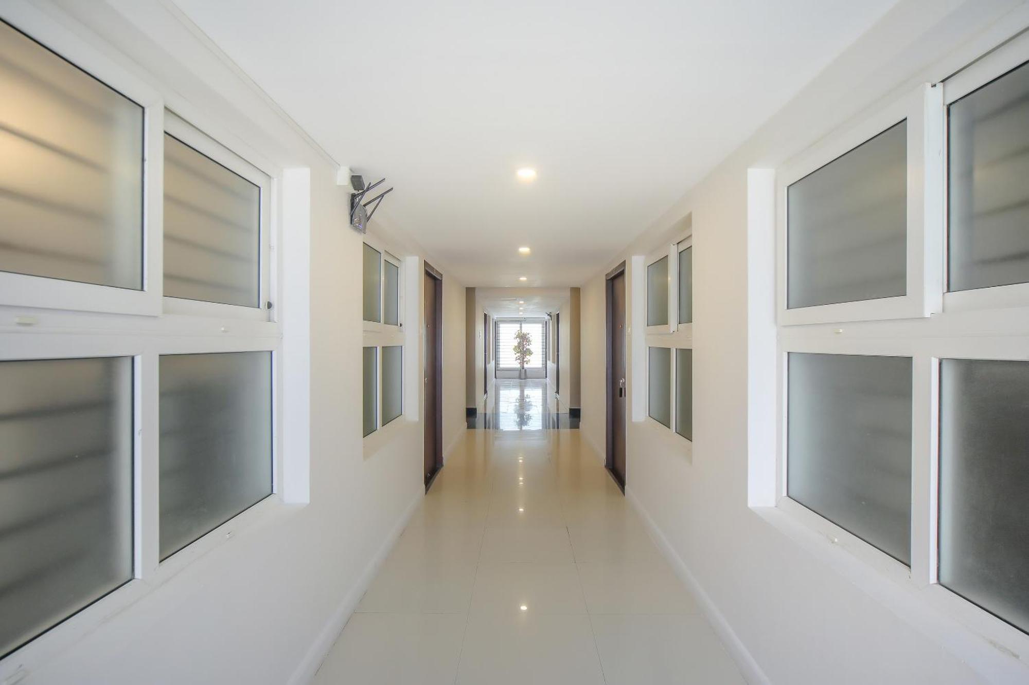 Super Hotel O Pride Hospitality Nungambakkam Ченнаї Екстер'єр фото